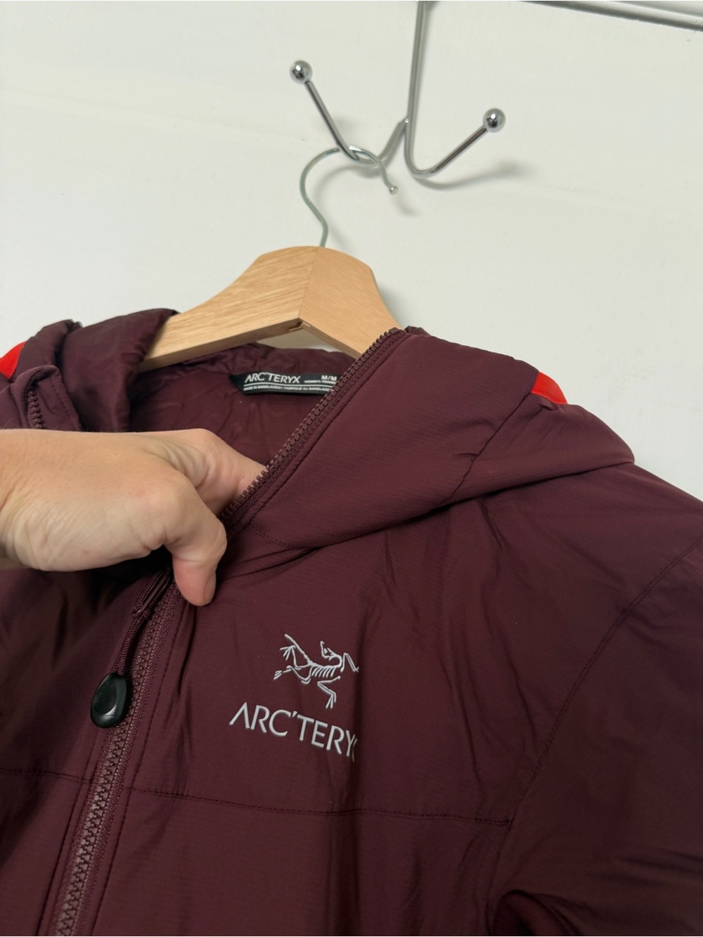 Arcteryx atom LT hoodie jacket - Picture 6 of 6